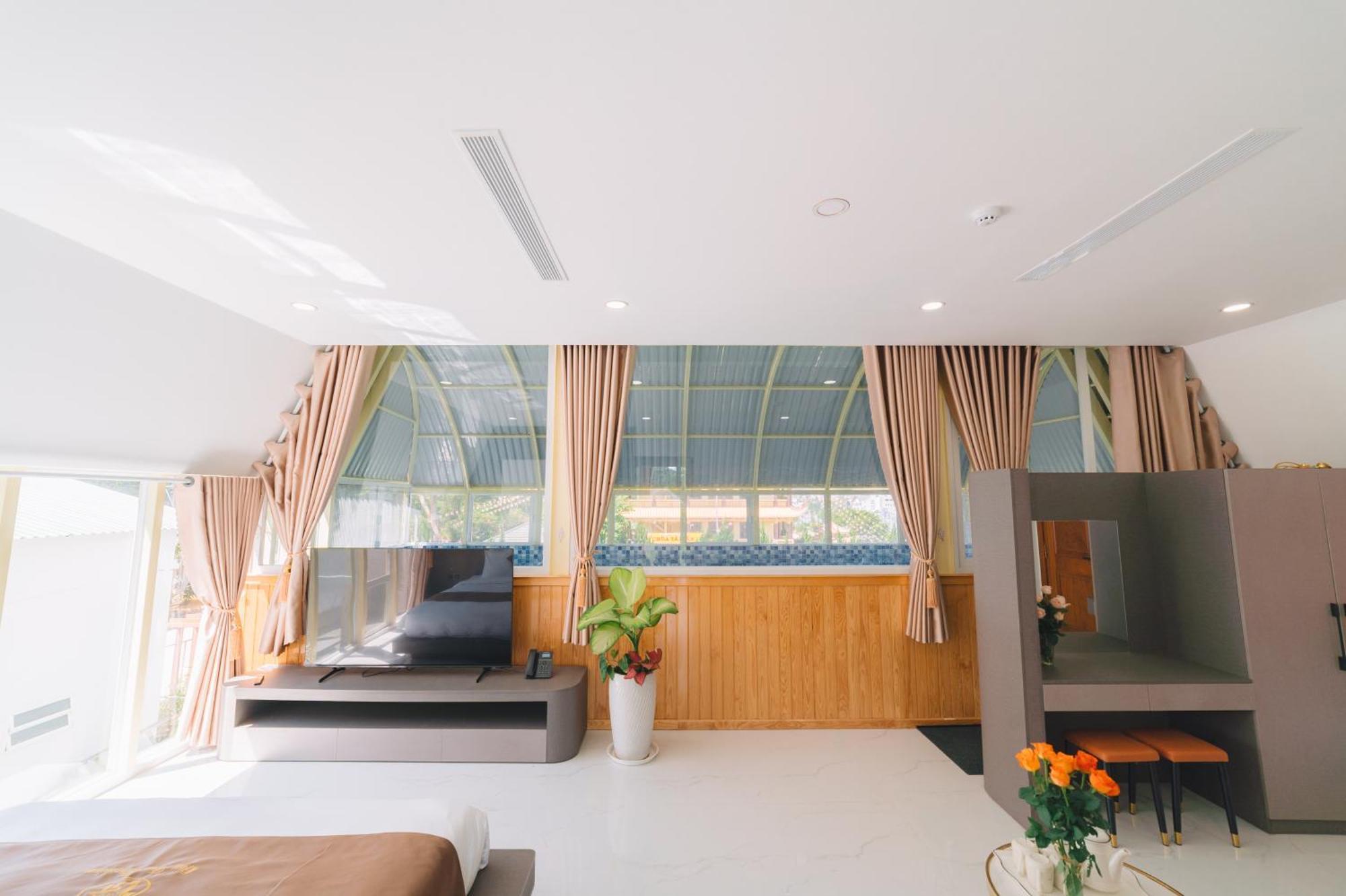 Quy Tai Premium Hotel دالات المظهر الخارجي الصورة