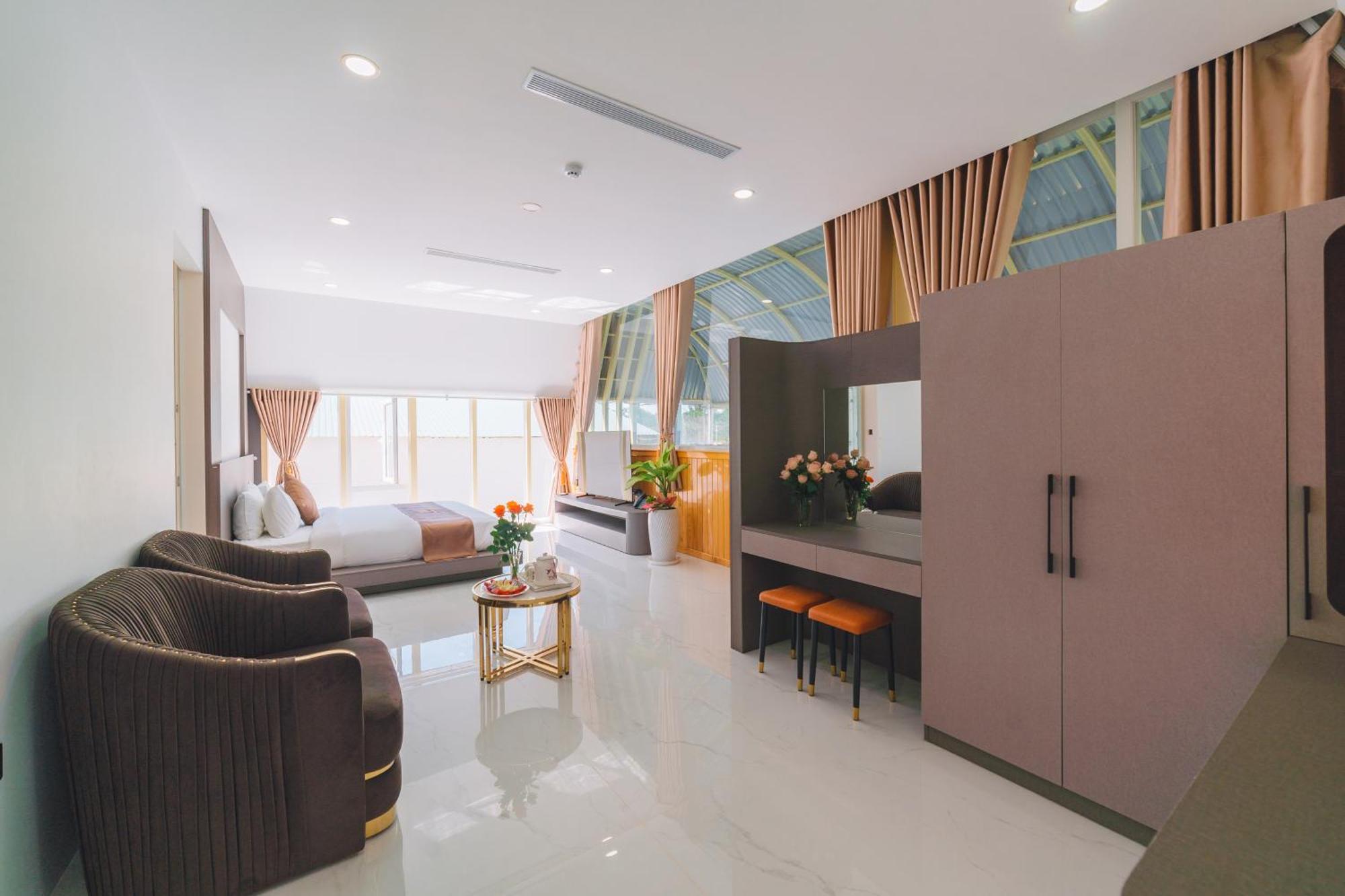 Quy Tai Premium Hotel دالات المظهر الخارجي الصورة